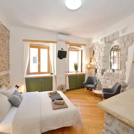 Charming Apartment In Котор Екстер'єр фото
