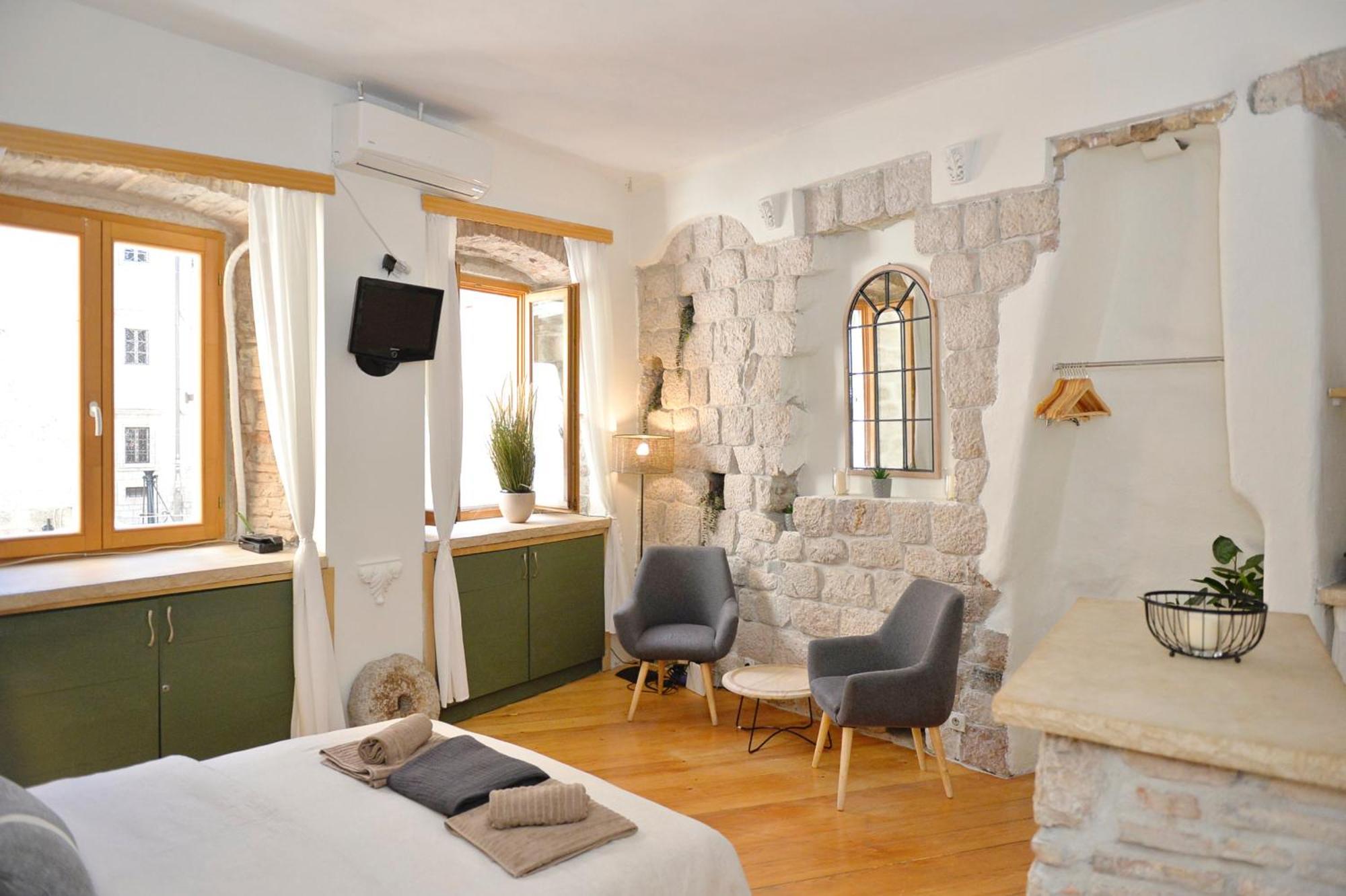 Charming Apartment In Котор Екстер'єр фото