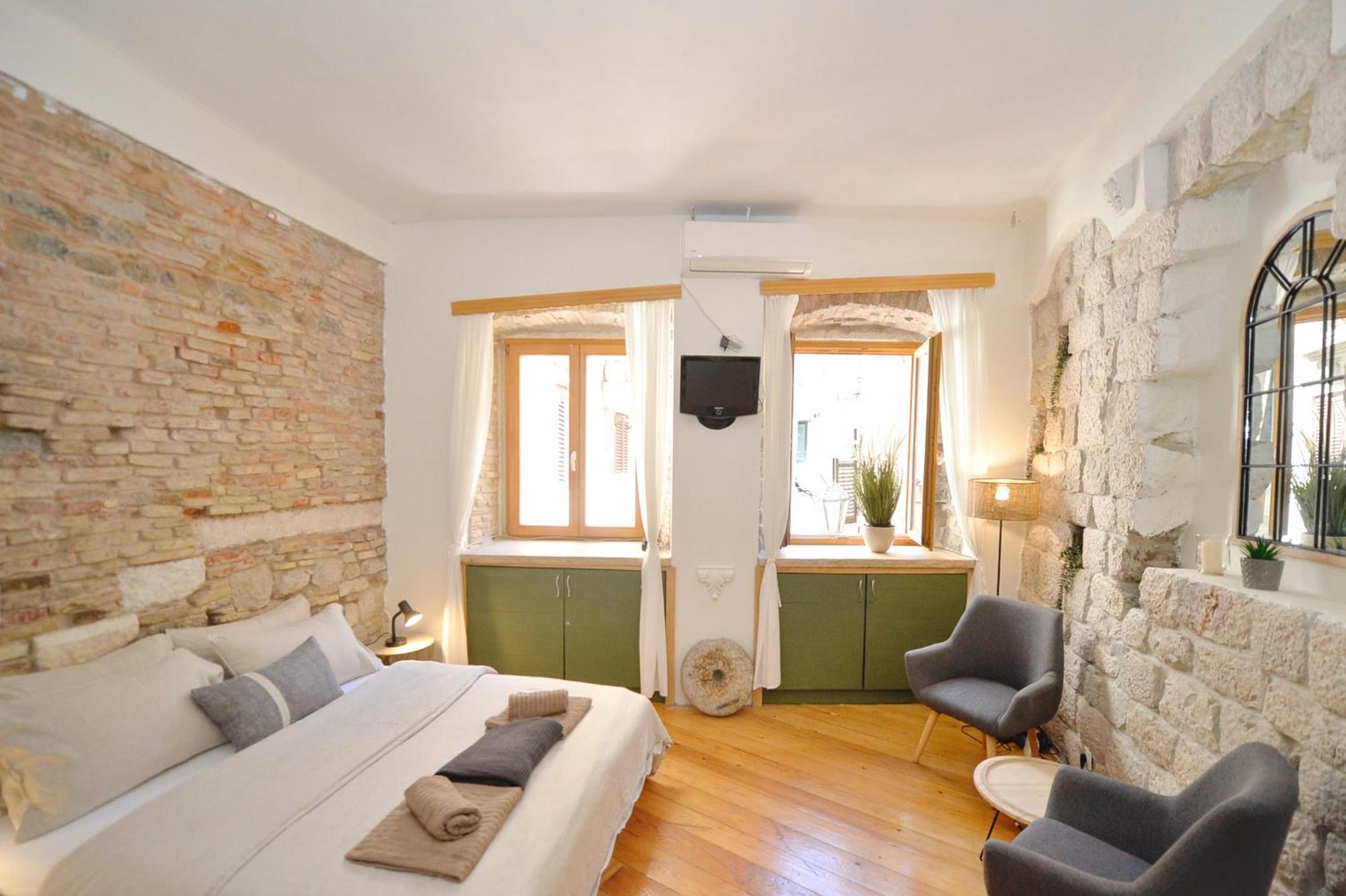 Charming Apartment In Котор Екстер'єр фото